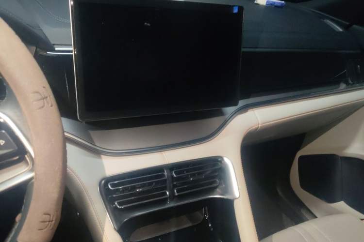 Used BYD Song PLUS New Energy 2021 EV Flagship Model Audio And AC Panel