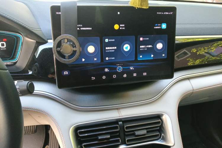 Used BYD Song PLUS New Energy 2021 EV Deluxe Model Audio And AC Panel