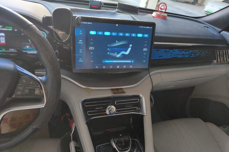 Used BYD Song PLUS New Energy 2021 EV Flagship Model Audio And AC Panel