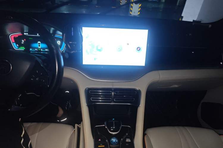 Used BYD Song PLUS New Energy 2021 DM-i 110KM Flagship Model Audio And AC Panel