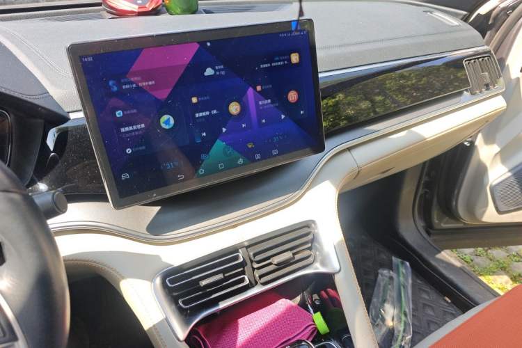 Used BYD Song PLUS New Energy 2021 EV Deluxe Model Audio And AC Panel
