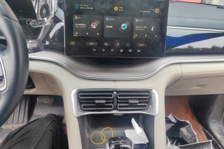 Used BYD Song PLUS New Energy 2021 EV Flagship Model Audio And AC Panel