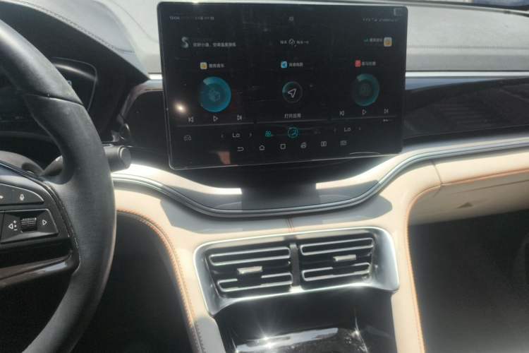 Used BYD Song PLUS New Energy 2021 DM-i 110KM Flagship Model Audio And AC Panel