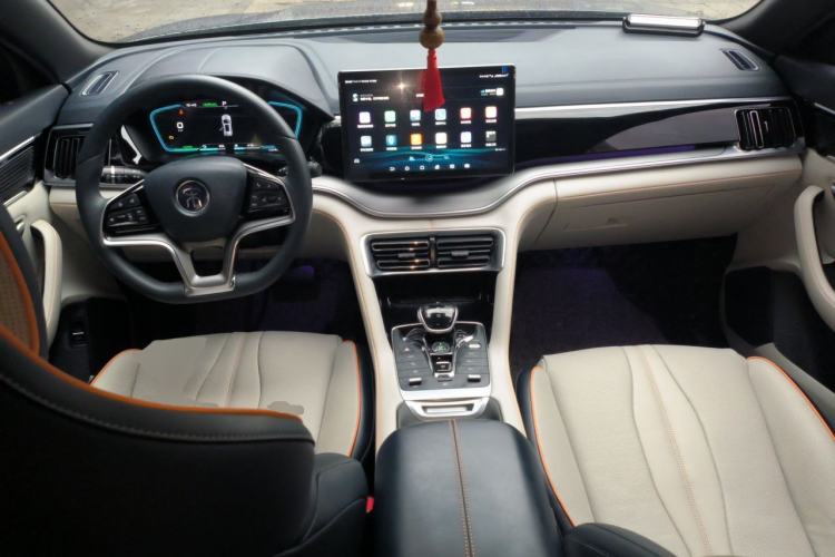 Used BYD Song PLUS New Energy 2021 DM-i 110KM Flagship PLUS Center Console