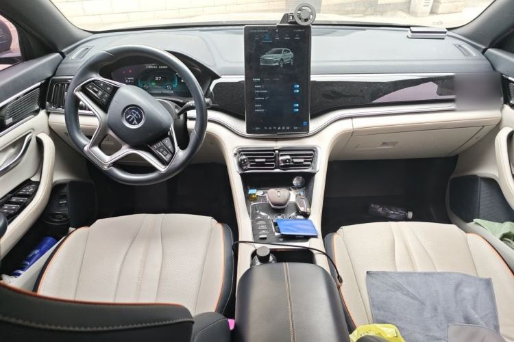 Used BYD Song PLUS New Energy 2021 DM-i 110KM Flagship PLUS Center Console