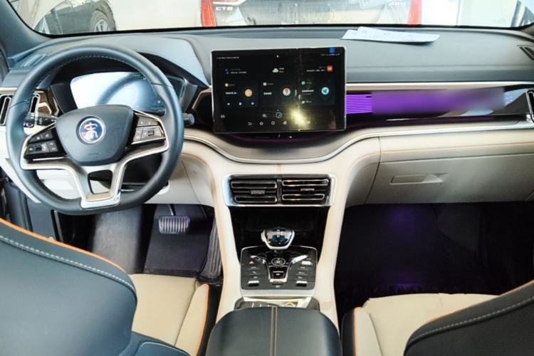 Used BYD Song PLUS New Energy 2021 EV Flagship Model Center Console