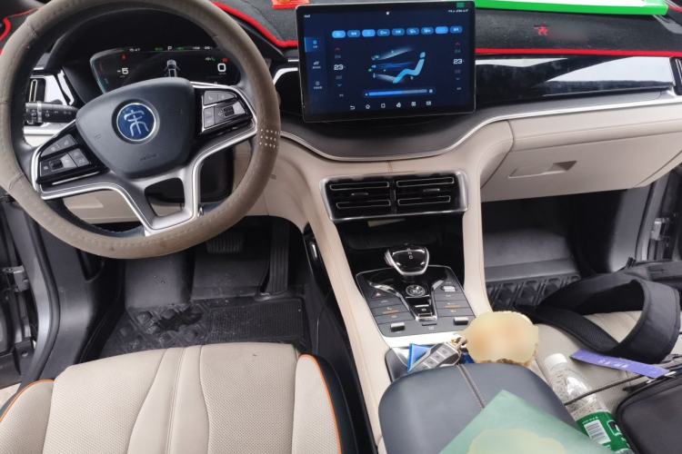 Used BYD Song PLUS New Energy 2021 DM-i 51KM Prestige Model Center Console