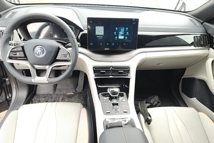 Used BYD Song PLUS New Energy 2021 DM-i 51KM Prestige Model Center Console
