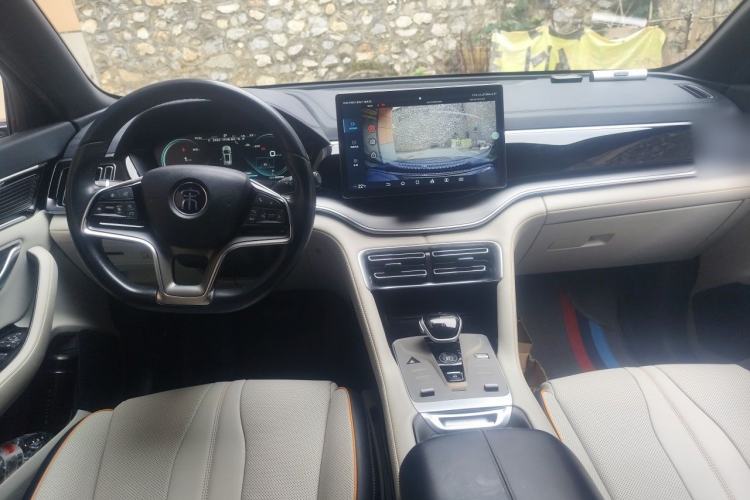 Used BYD Song PLUS New Energy 2021 DM-i 110KM Flagship PLUS Center Console