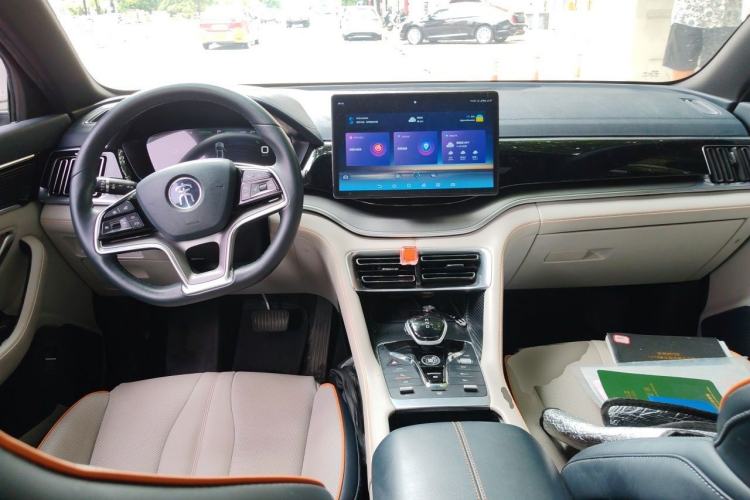 Used BYD Song PLUS New Energy 2021 DM-i 51KM Prestige Model Center Console