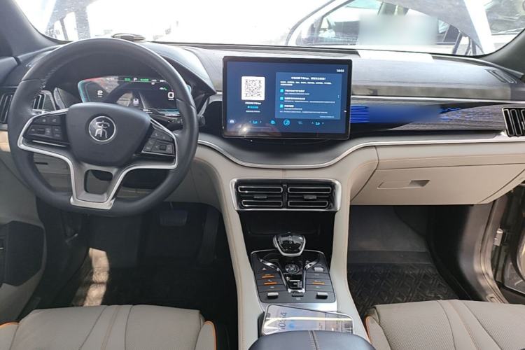 Used BYD Song PLUS New Energy 2021 EV Flagship Model Center Console