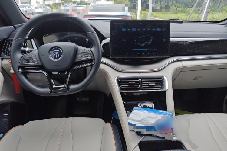 Used BYD Song PLUS New Energy 2021 DM-i 110KM Flagship Model Center Console