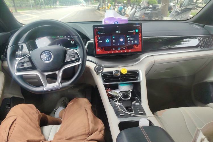 Used BYD Song PLUS New Energy 2021 EV Flagship Model Center Console