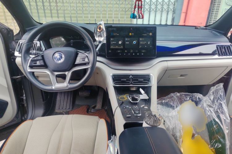 Used BYD Song PLUS New Energy 2021 EV Flagship Model Center Console