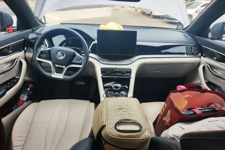 Used BYD Song PLUS New Energy 2021 DM-i 110KM Flagship PLUS Center Console