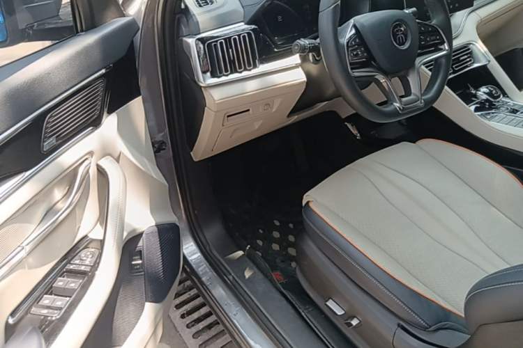 Used BYD Song PLUS New Energy 2021 DM-i 51KM Prestige Model Driver Seat