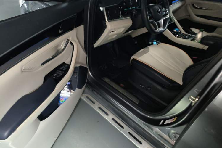 Used BYD Song PLUS New Energy 2021 DM-i 110KM Flagship PLUS Driver Seat
