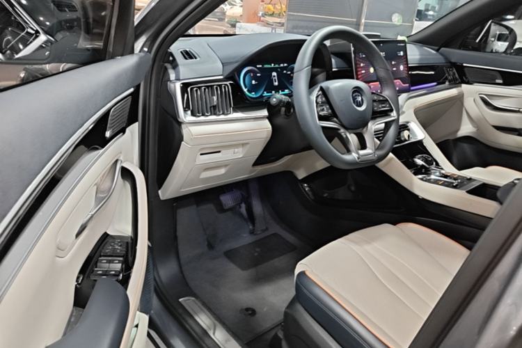 Used BYD Song PLUS New Energy 2021 DM-i 110KM Flagship PLUS Driver Seat