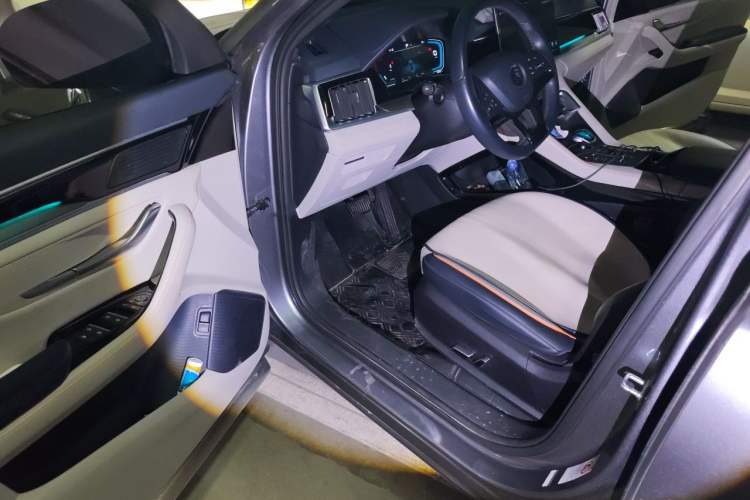 Used BYD Song PLUS New Energy 2021 DM-i 110KM Flagship Model Driver Seat