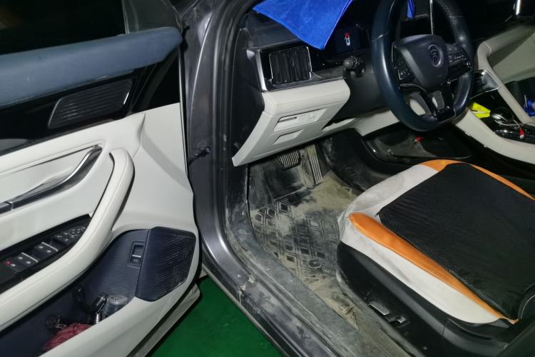 Used BYD Song PLUS New Energy 2021 DM-i 110KM Flagship Model Driver Seat
