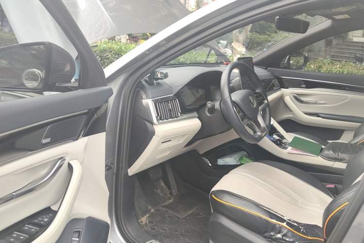 Used BYD Song PLUS New Energy 2021 DM-i 110KM Flagship PLUS Driver Seat