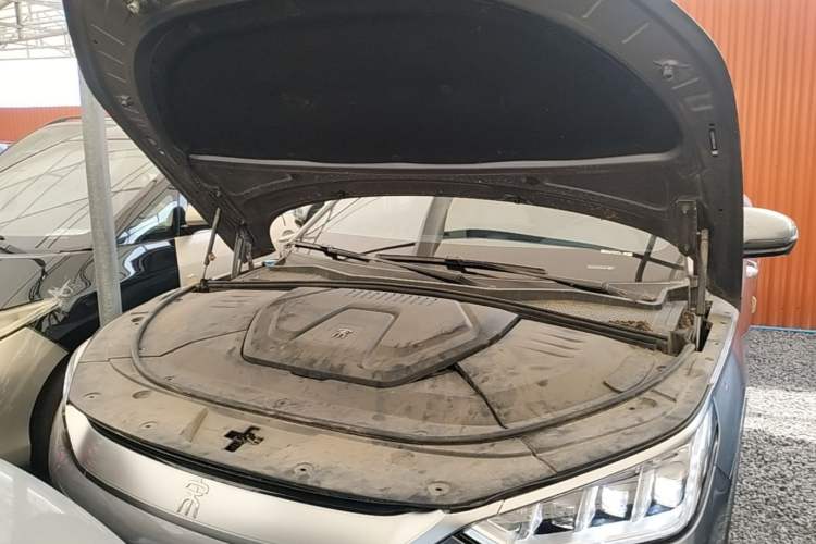 Used BYD Song PLUS New Energy 2021 EV Flagship Model Engine Bay