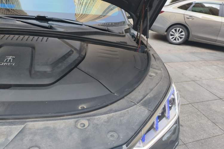 Used BYD Song PLUS New Energy 2021 DM-i 51KM Prestige Model Engine Bay Left
