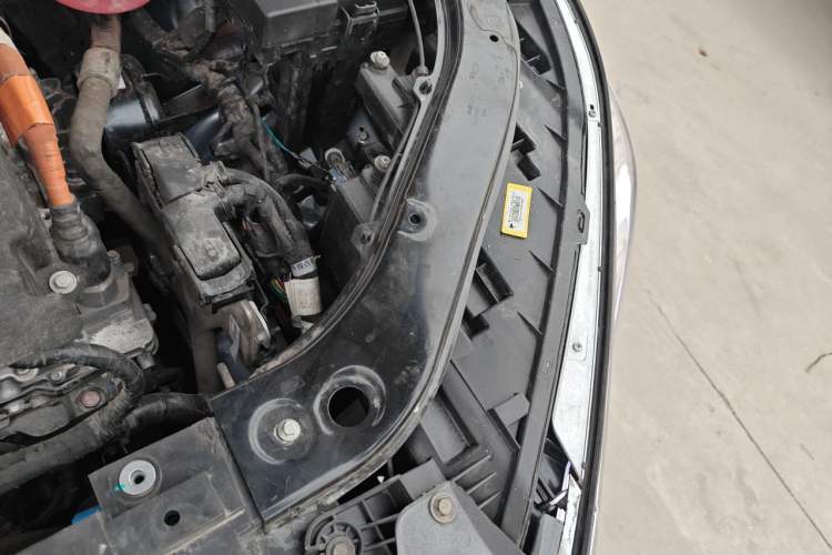 Used BYD Song PLUS New Energy 2021 DM-i 51KM Prestige Model Engine Bay Left