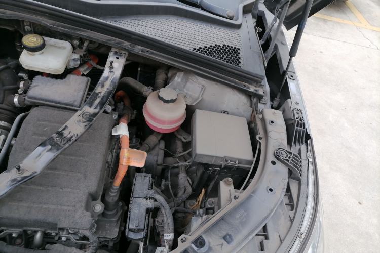 Used BYD Song PLUS New Energy 2021 DM-i 110KM Flagship Model Engine Bay Left