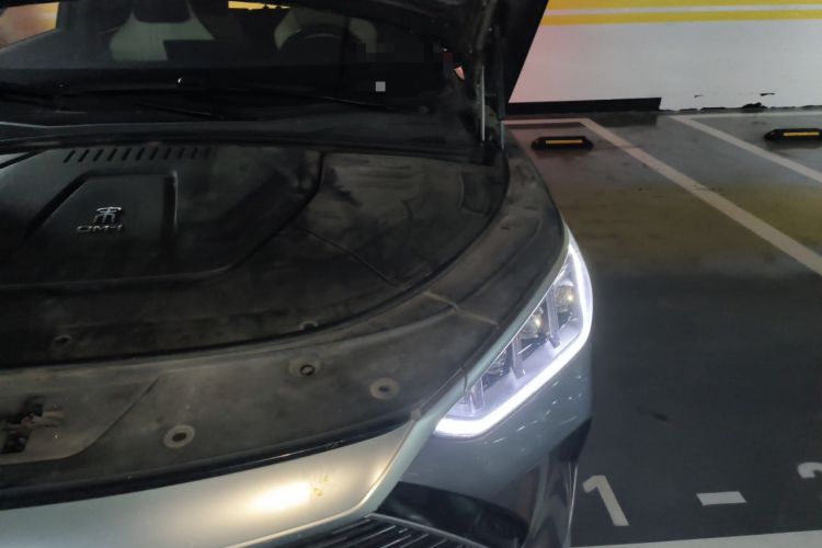 Used BYD Song PLUS New Energy 2021 DM-i 110KM Flagship PLUS Engine Bay Left