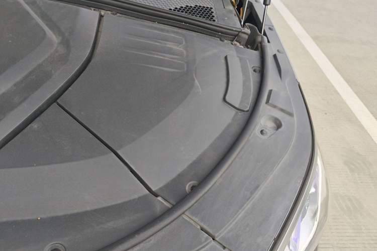 Used BYD Song PLUS New Energy 2021 DM-i 110KM Flagship PLUS Engine Bay Left