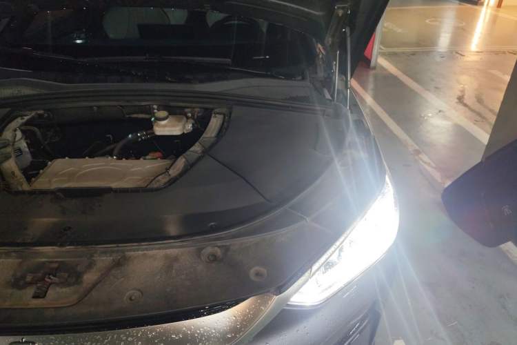 Used BYD Song PLUS New Energy 2021 EV Deluxe Model Engine Bay Left