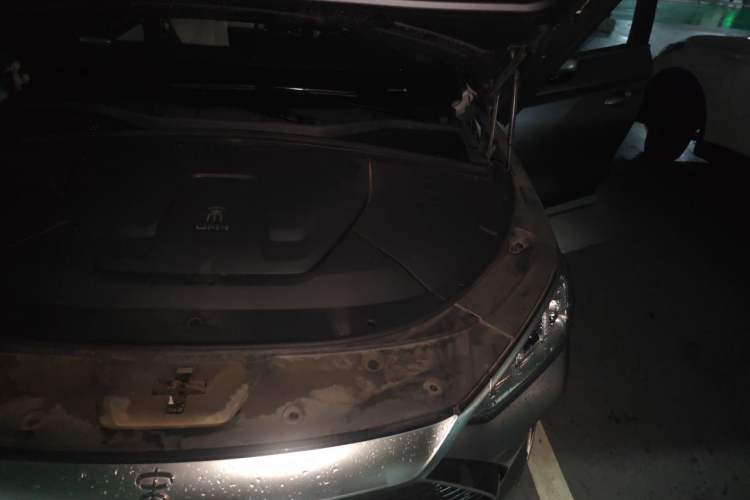 Used BYD Song PLUS New Energy 2021 DM-i 110KM Flagship Model Engine Bay Left