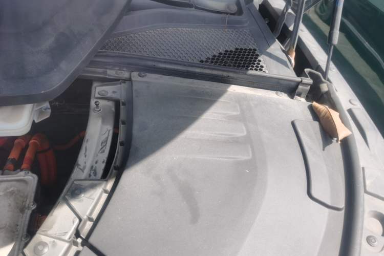 Used BYD Song PLUS New Energy 2021 EV Deluxe Model Engine Bay Left