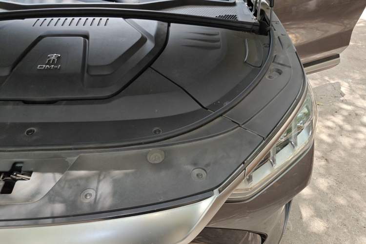 Used BYD Song PLUS New Energy 2021 DM-i 51KM Prestige Model Engine Bay Left