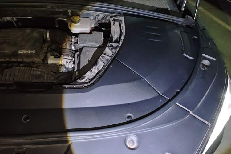 Used BYD Song PLUS New Energy 2021 DM-i 110KM Flagship Model Engine Bay Left