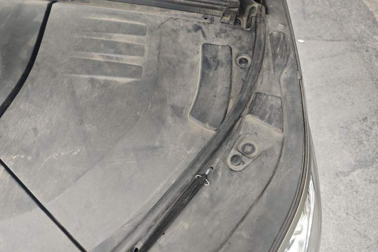 Used BYD Song PLUS New Energy 2021 DM-i 110KM Flagship Model Engine Bay Left