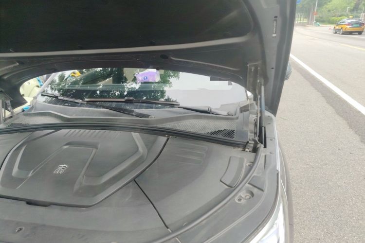 Used BYD Song PLUS New Energy 2021 EV Flagship Model Engine Bay Left