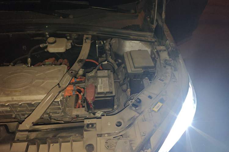 Used BYD Song PLUS New Energy 2021 EV Deluxe Model Engine Bay Left