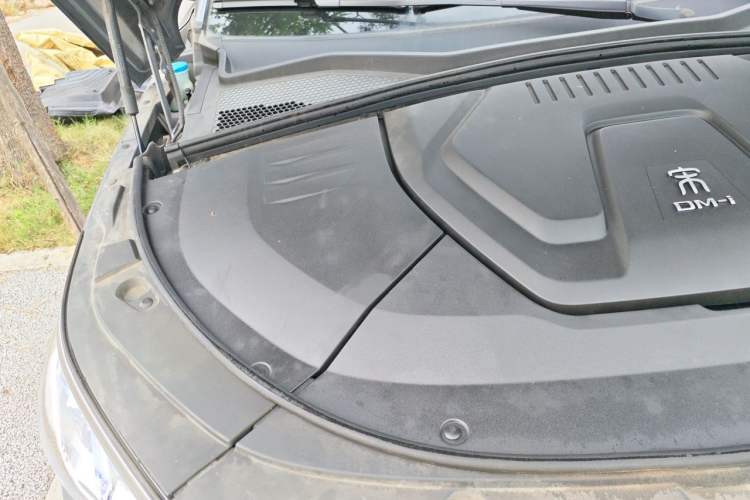 Used BYD Song PLUS New Energy 2021 DM-i 110KM Flagship Model Engine Bay Right