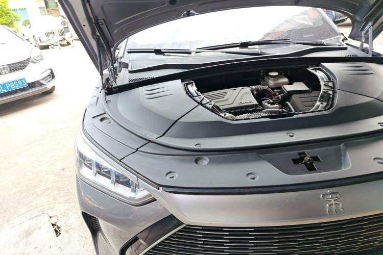 Used BYD Song PLUS New Energy 2021 DM-i 110KM Flagship PLUS Engine Bay Right