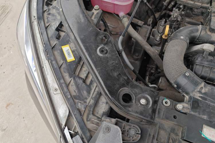 Used BYD Song PLUS New Energy 2021 DM-i 51KM Prestige Model Engine Bay Right