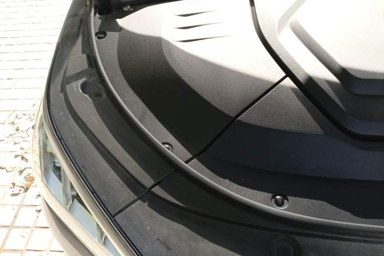 Used BYD Song PLUS New Energy 2021 EV Deluxe Model Engine Bay Right