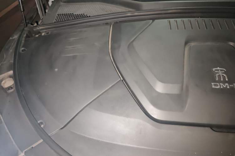 Used BYD Song PLUS New Energy 2021 DM-i 110KM Flagship PLUS Engine Bay Right