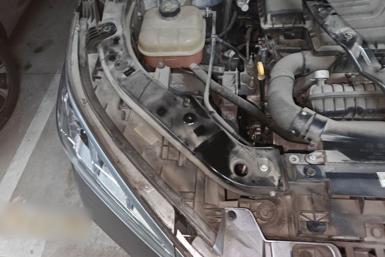 Used BYD Song PLUS New Energy 2021 DM-i 110KM Flagship Model Engine Bay Right