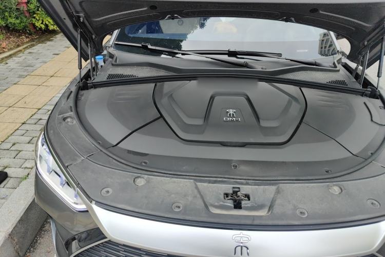 Used BYD Song PLUS New Energy 2021 DM-i 110KM Flagship PLUS Engine Bay Right