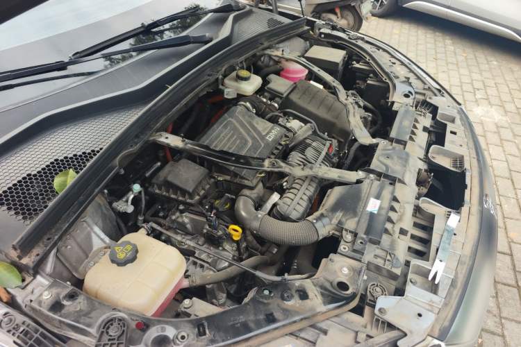 Used BYD Song PLUS New Energy 2021 DM-i 110KM Flagship PLUS Engine Bay Right