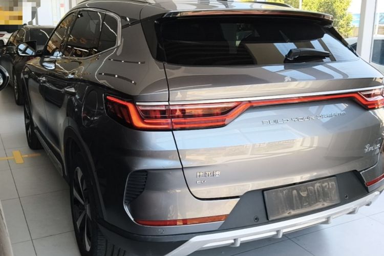 Used BYD Song PLUS New Energy 2021 EV Flagship Model Exterior 2