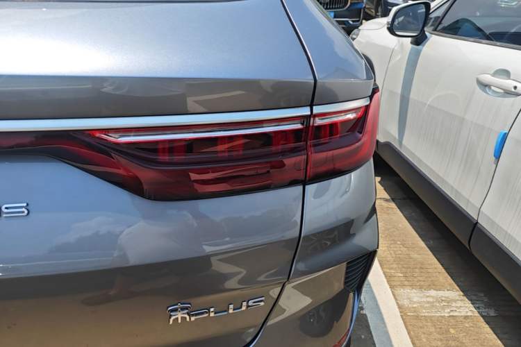 Used BYD Song PLUS New Energy 2021 DM-i 110KM Flagship Model Exterior 3