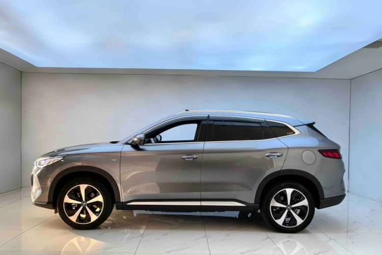 Used BYD Song PLUS New Energy 2021 DM-i 100KM Four-Wheel Drive Flagship PLUS Exterior 5